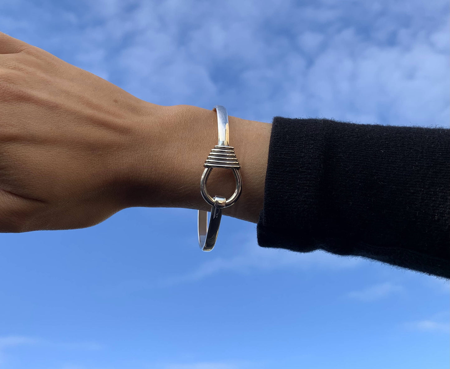 Flowerpot Silver Bangle - Large Wrist