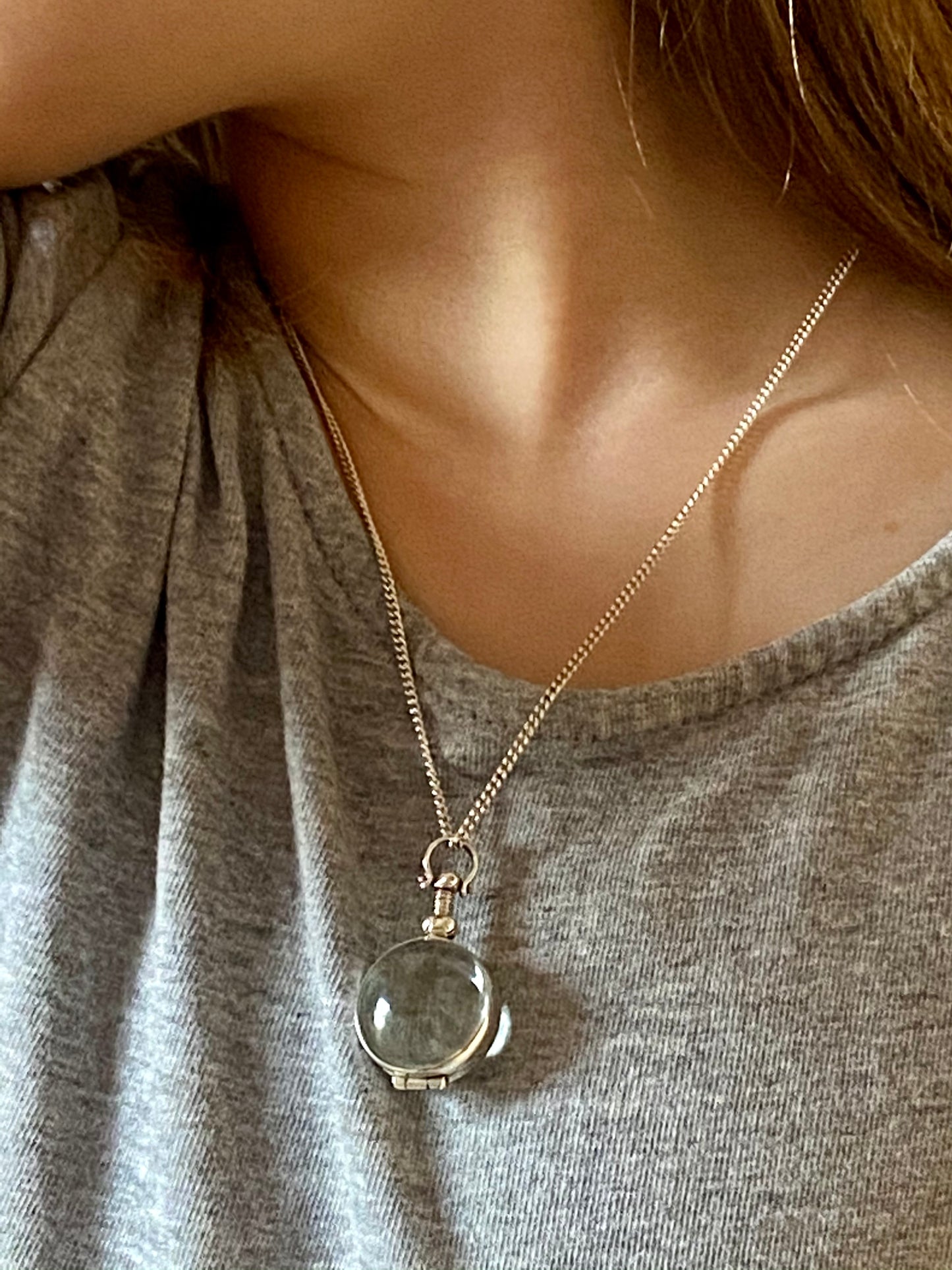 Silver Glass Photo Locket Circle