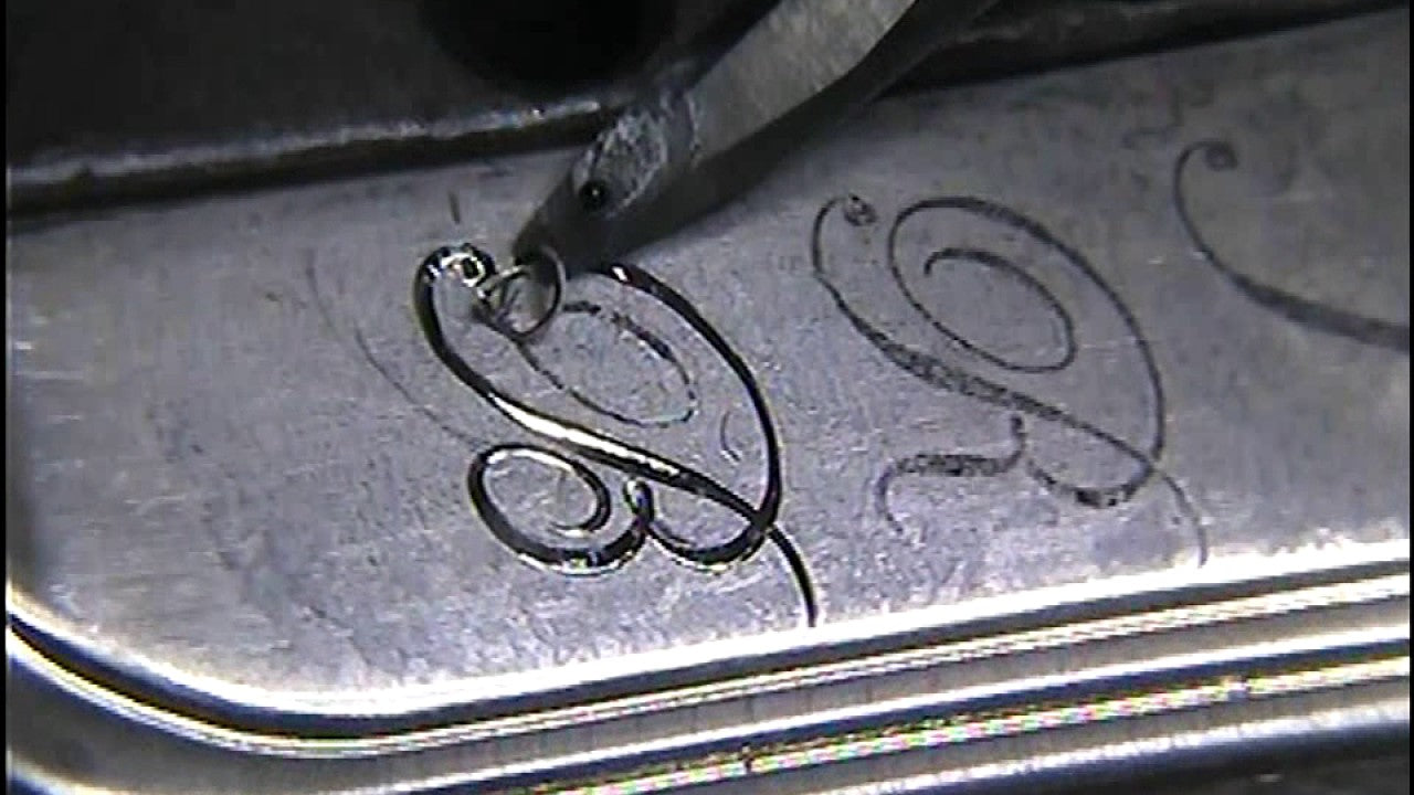 Personalisation - Hand Engraving - Mon Bijoux