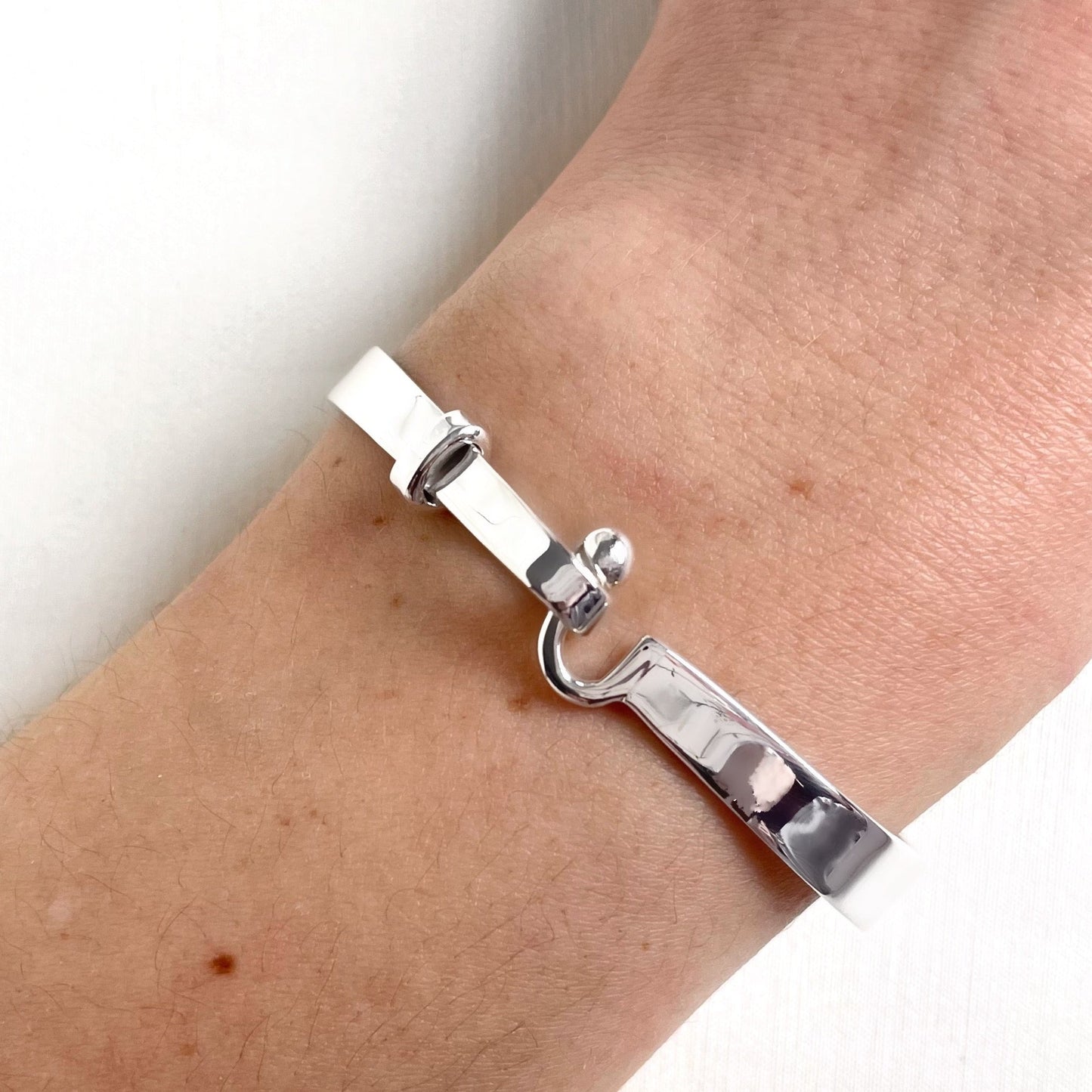 Hook and Ball Silver Bangle Mini Wrist