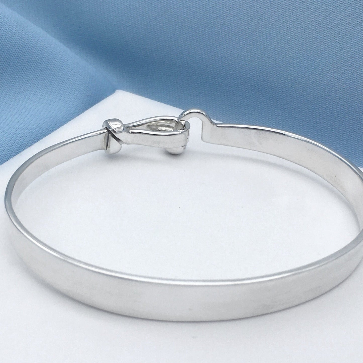 Hook and Ball Silver Bangle Mini Wrist