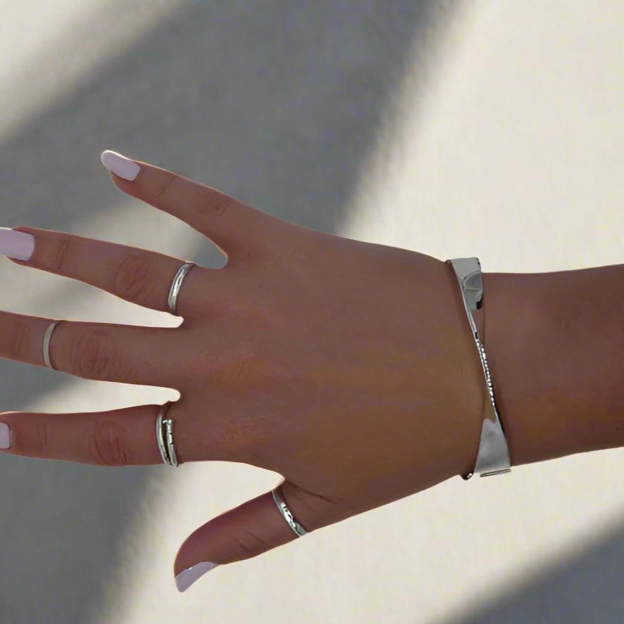 Infinity Silver Bracelet Bangle - Mon Bijoux