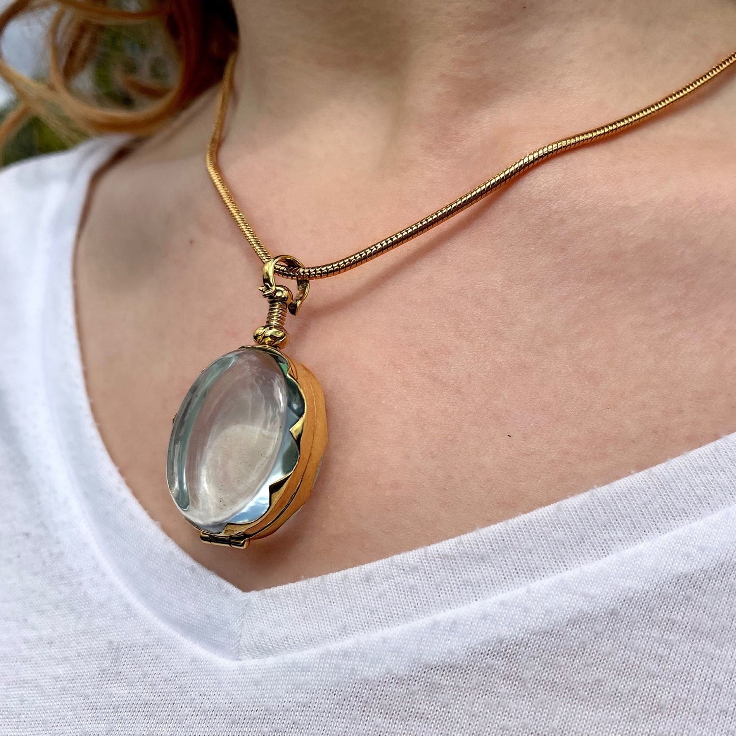 Gold Locket with Filigree Pattern in 18 Carat Gold Vermeil