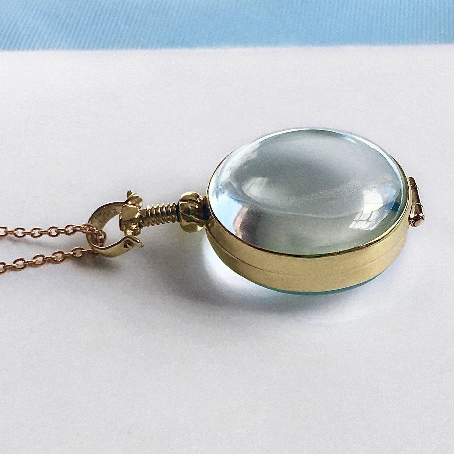 Round Gold Locket in 18 Ct Gold Vermeil