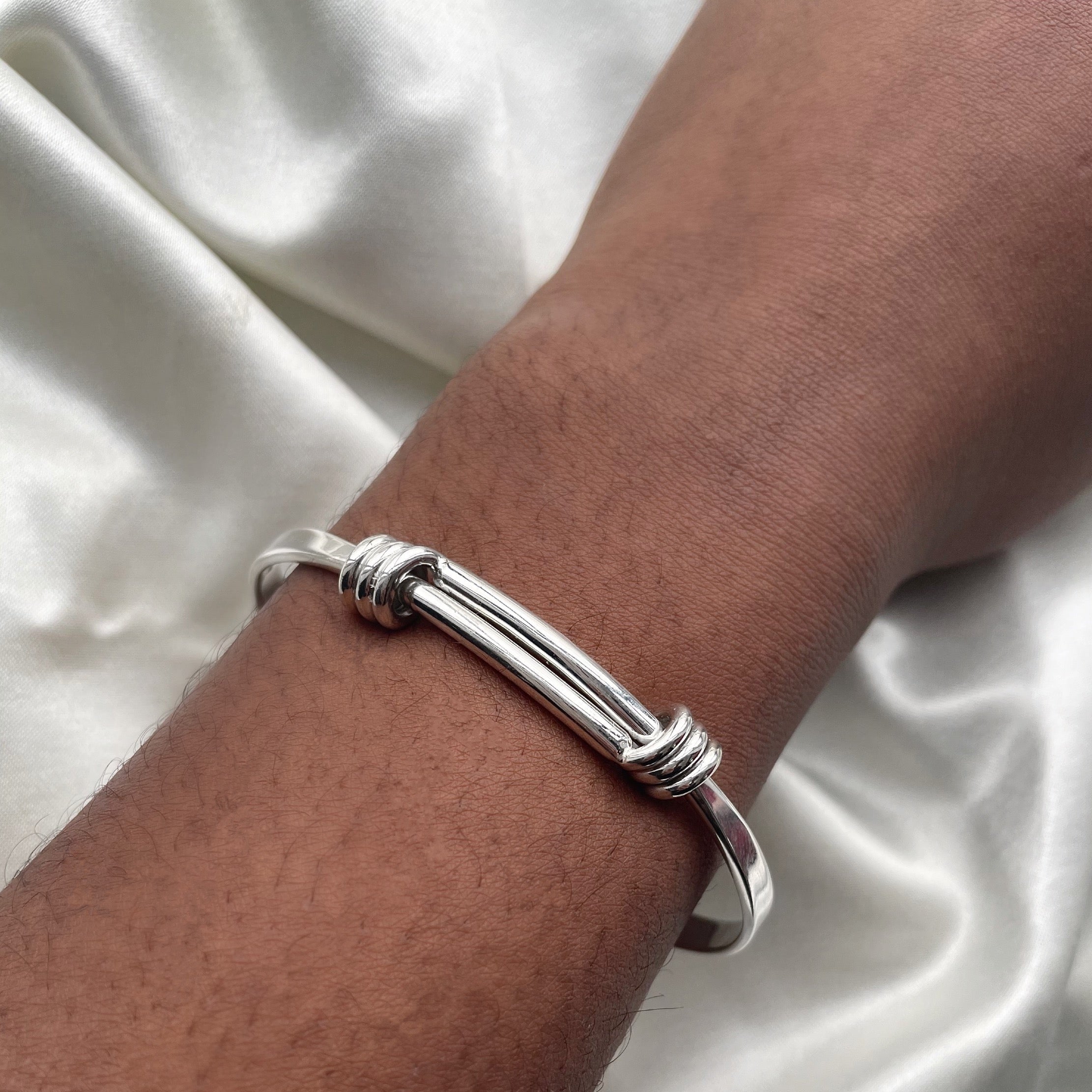 Spring Button Bangle Silver Springback Bangle for Large Wrists – Mon Bijoux