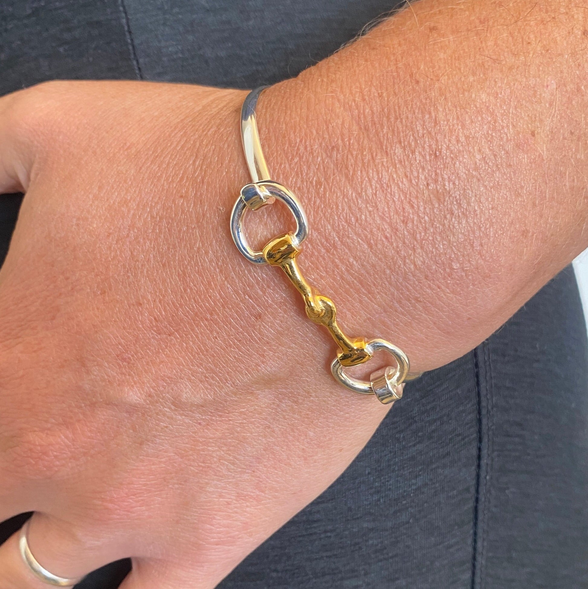 Large Wrist Bangle Silver Horsebit Bangle Horse Bit Bangle Snaffle Bit Bracelet Engraved Equestrian Bracelet Horsebit Silver Bangle Bracelet