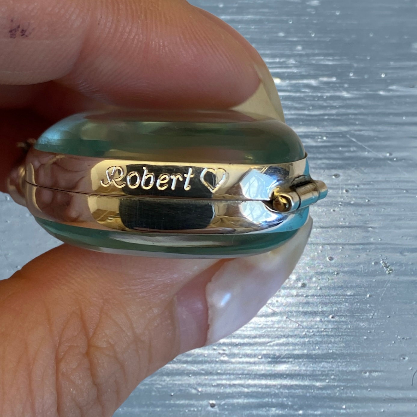 Medium Gold or Silver Round Locket Name Necklace Picture Locket Personalized Locket Engraved Glass Locket Necklace Silver or Gold Locket