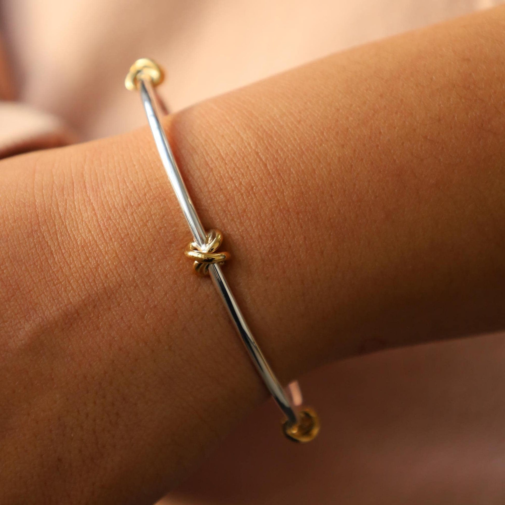 Personalized Sterling Silver Kiss Bangle X Bangle Silver Round Kiss Bracelet Silver Bangle Birthday gift for her Kisses bracelet Xx bangle