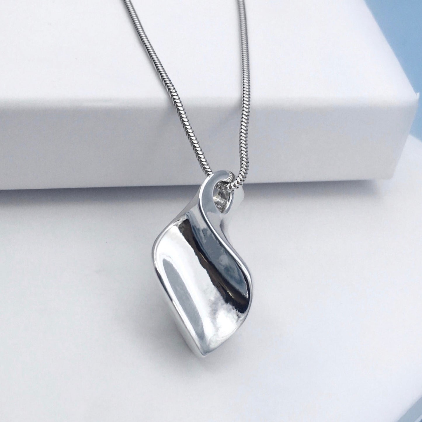 3D Diamond Shaped Solid Sterling Silver Pendant