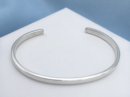 C Bangle - A Simple Silver Cuff Bangle Bracelet