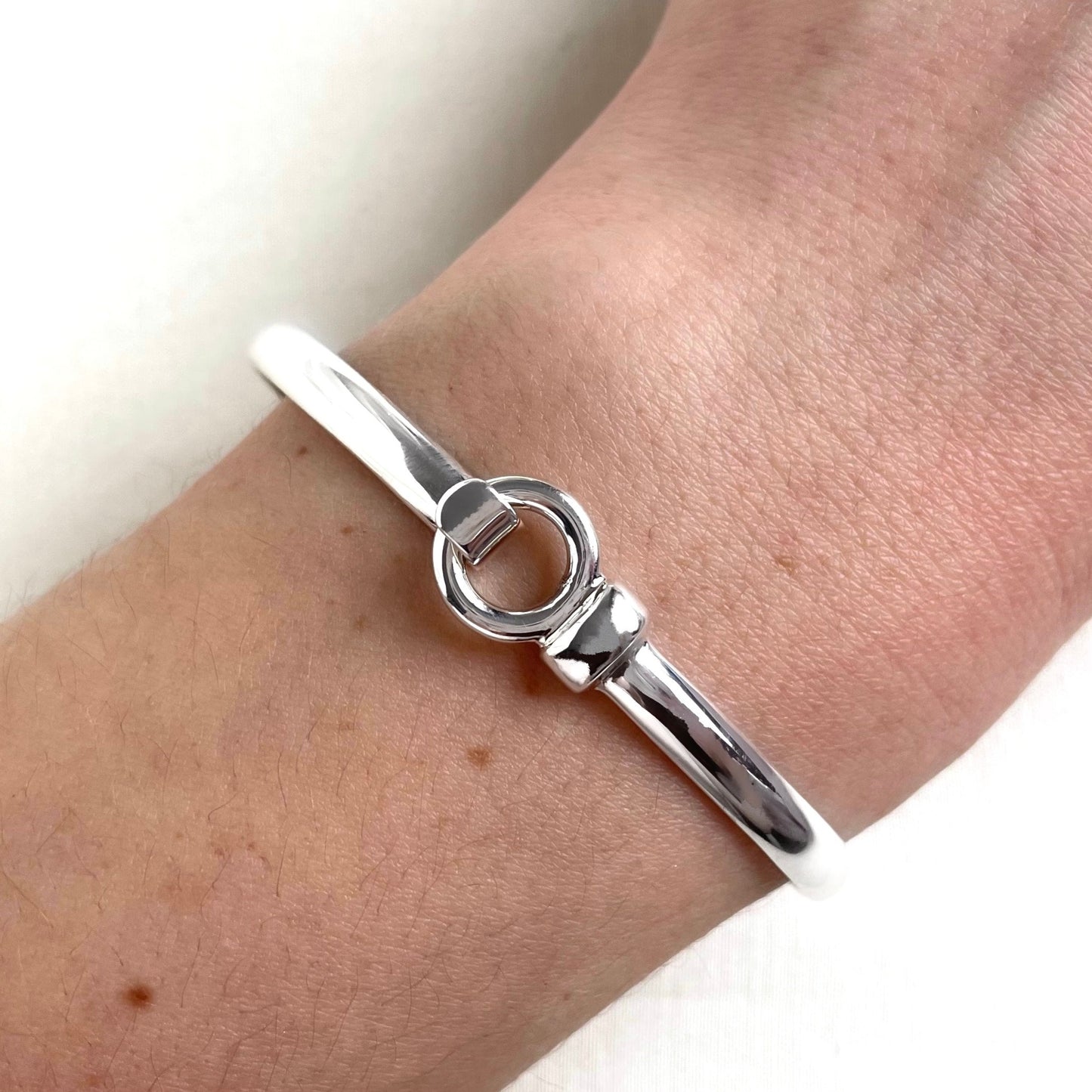 Cindy Sterling Silver Bangle