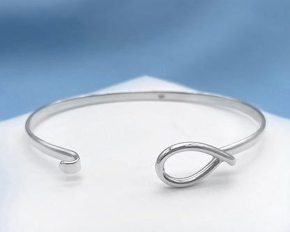 Fish Clasp Opening Silver Bangle Larger Wrist