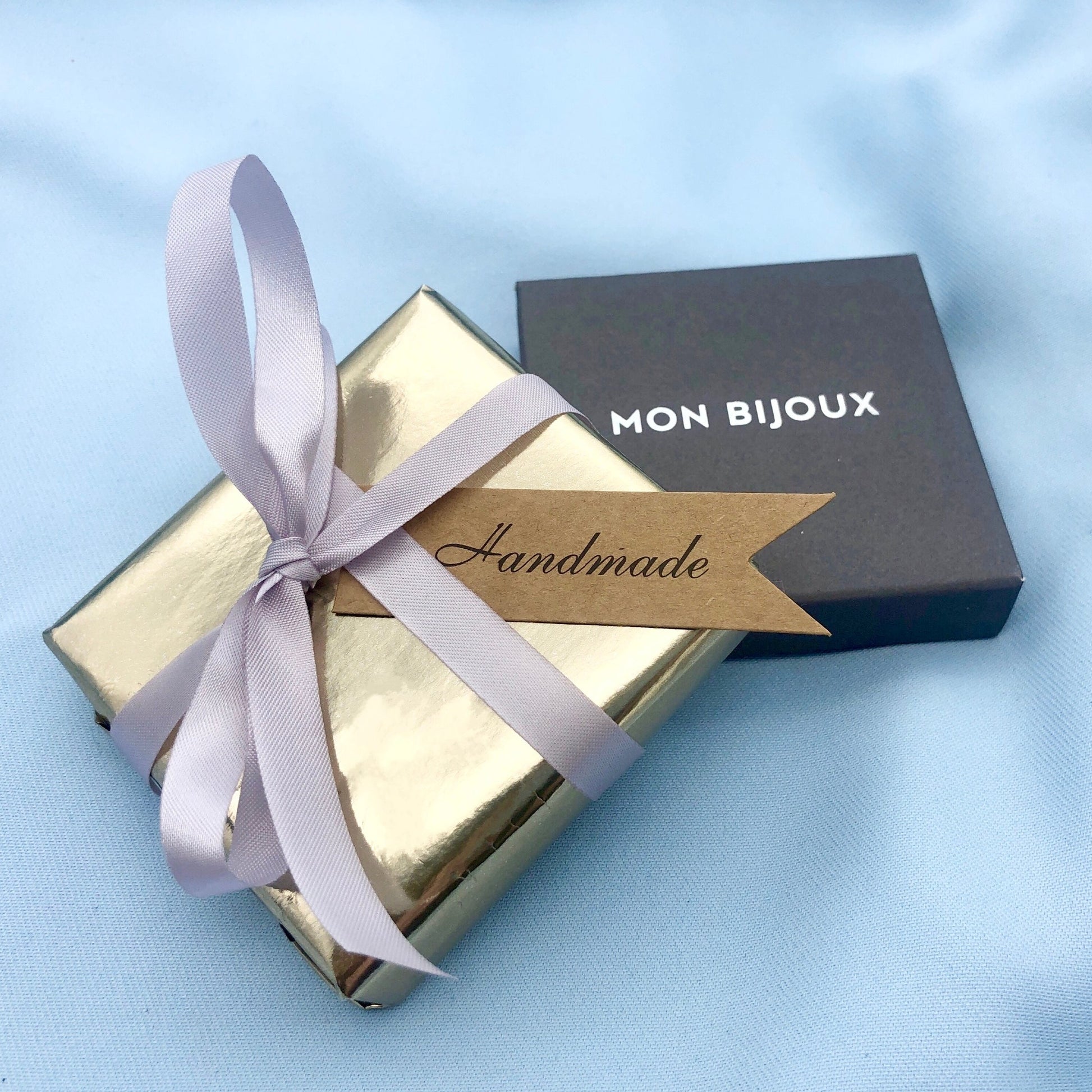 Mon Bijoux eco-friendly packaging used for silver bangles are made using recycled boxes