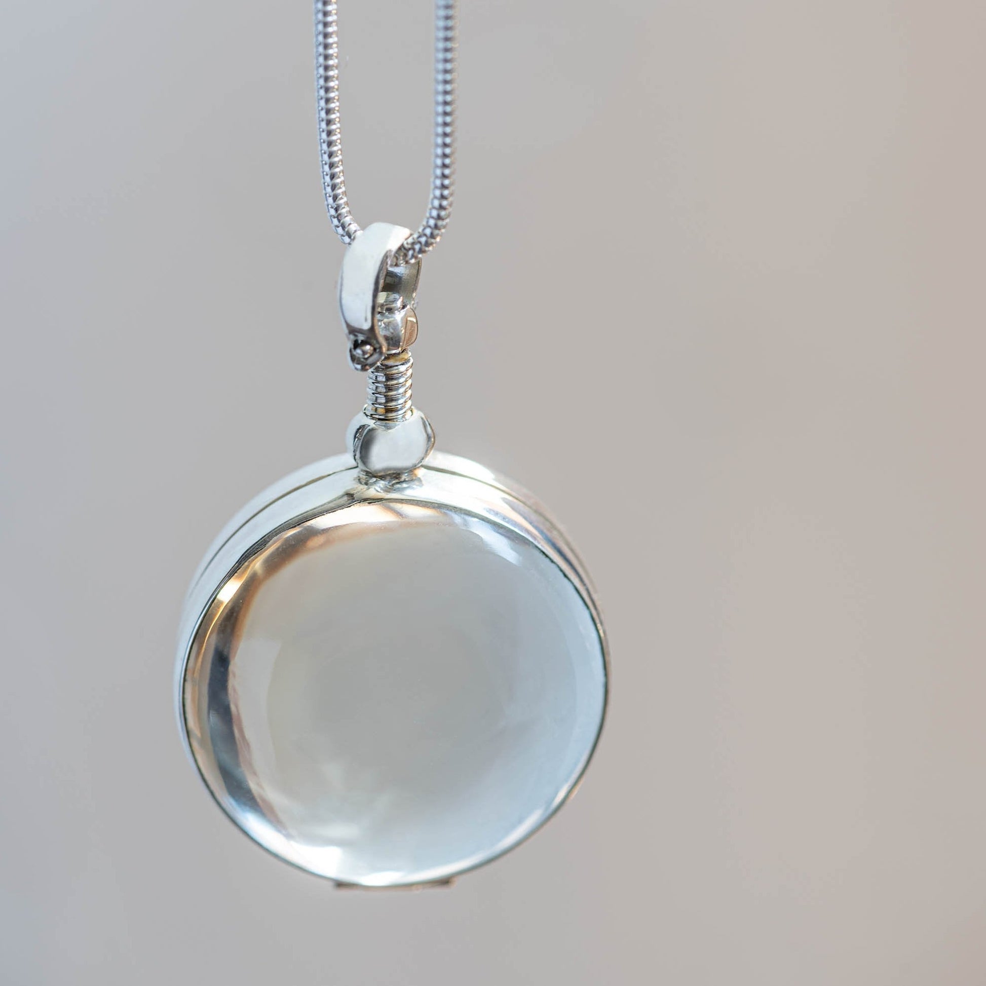 Round Hair Locket – Mon Bijoux - Main Image