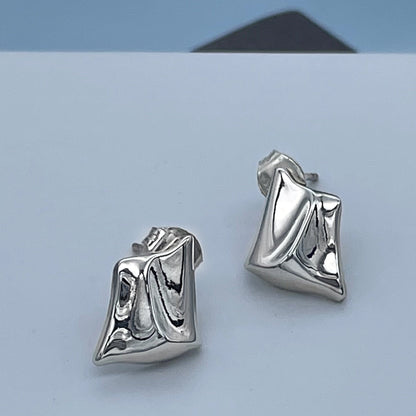 Minimalist Sterling Silver Diamond Shaped Earrings, Sterling Silver Stud Earrings, Modern silver kite shaped studs, 925 Solid Silver Stud