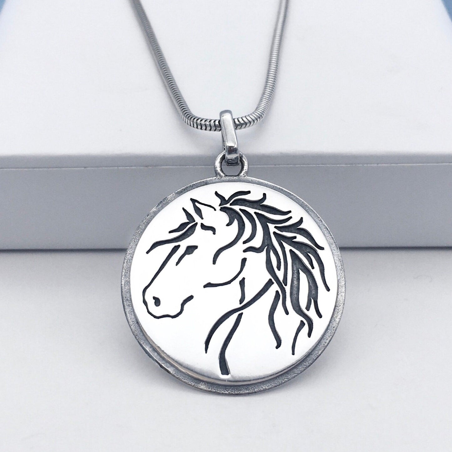 Silver Horse Head Pendant Necklace Horsehead Silver Necklace Equestrian Necklace Equine Jewelry Gift for Horse Lover Horses Head Jewellery