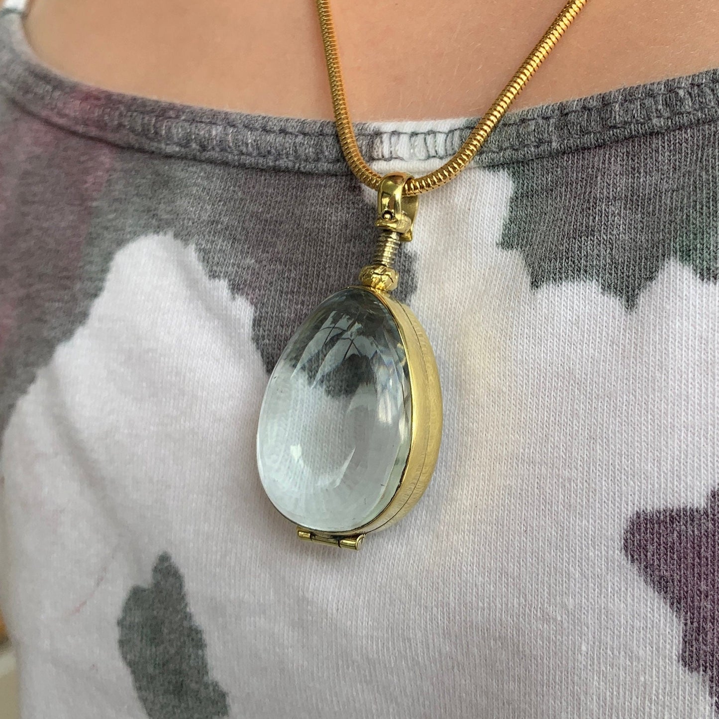 New Baby Gift Photo Necklace, Victorian Photograph Gift, Memorial Gift, Miniature Photo Frame, Loss Gift, Miniature Wedding Album Necklace