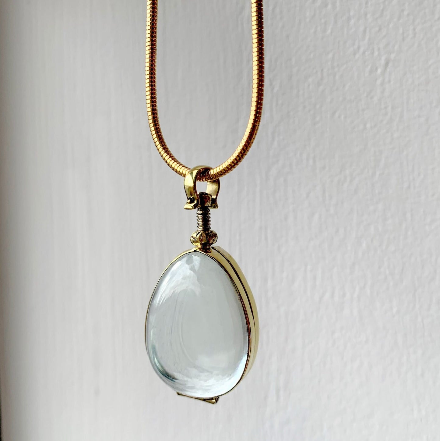 Great value gold locket necklace - Choose your shape Choose your chain gold photo locket Jewelry gift for her, add your photo locket