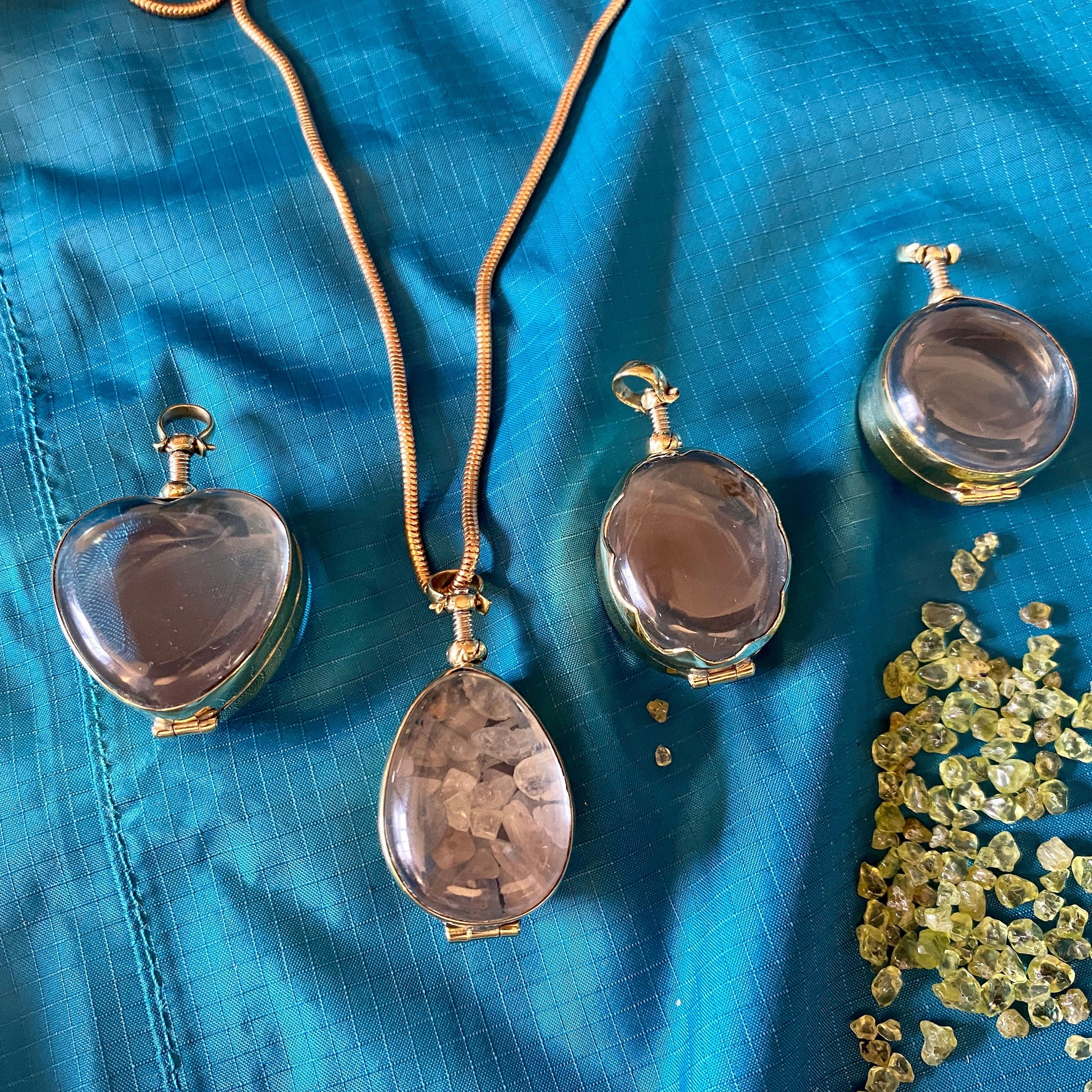 Locket Shapes Medium - Perosnalized Fillable Locket- Memorial Jewellery - Memorial Jewelry - Unique Gift for Loved Ones-Can Be Personalized