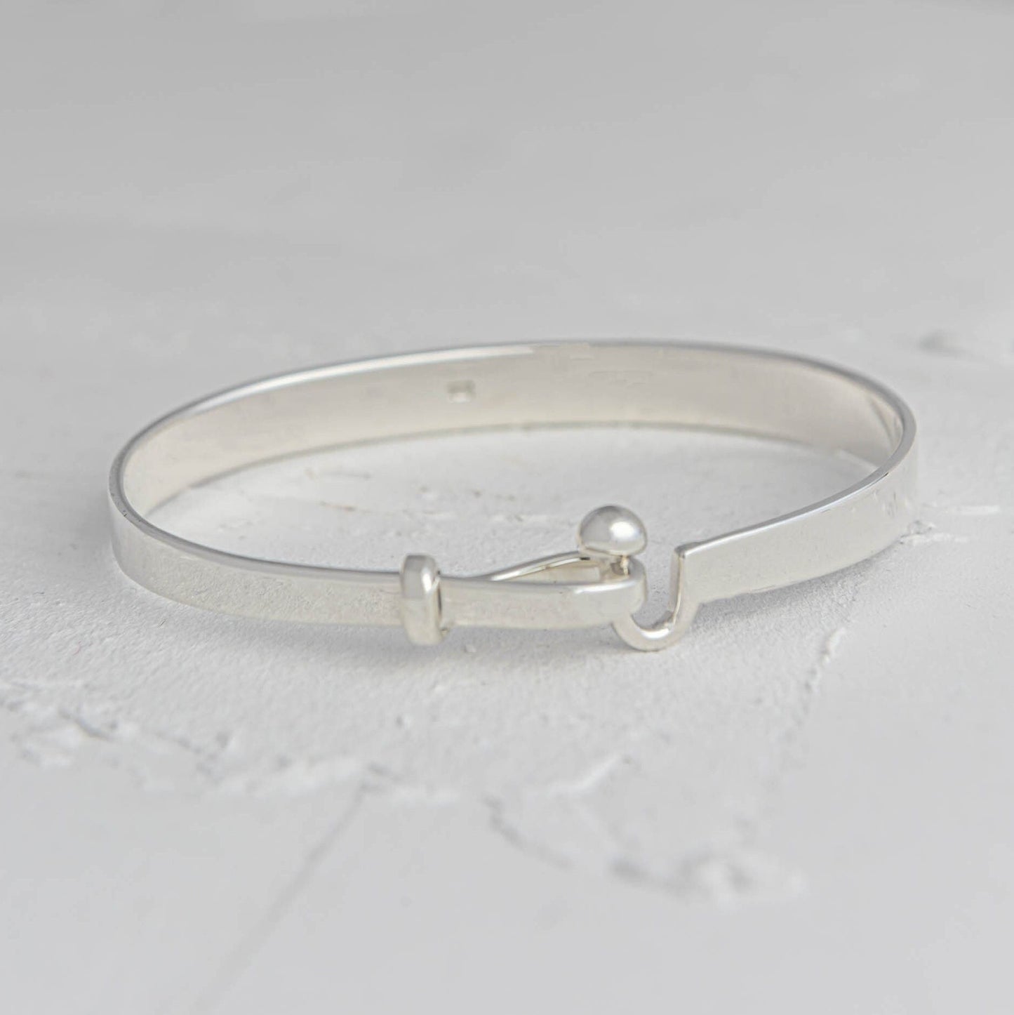 Hook and Ball Bangle Bangle in 18ct Gold Vermeil