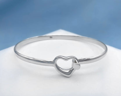 Open Heart Bangle - Large Wrist