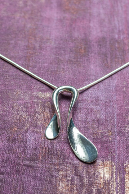 Horseshoe Sterling Silver Necklace and Earrings Set - Mon Bijoux - Mon Bijoux