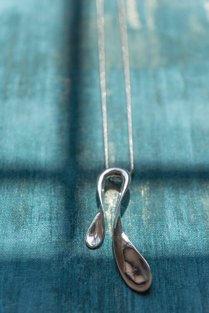 Horseshoe Sterling Silver Necklace and Earrings Set - Mon Bijoux - Mon Bijoux