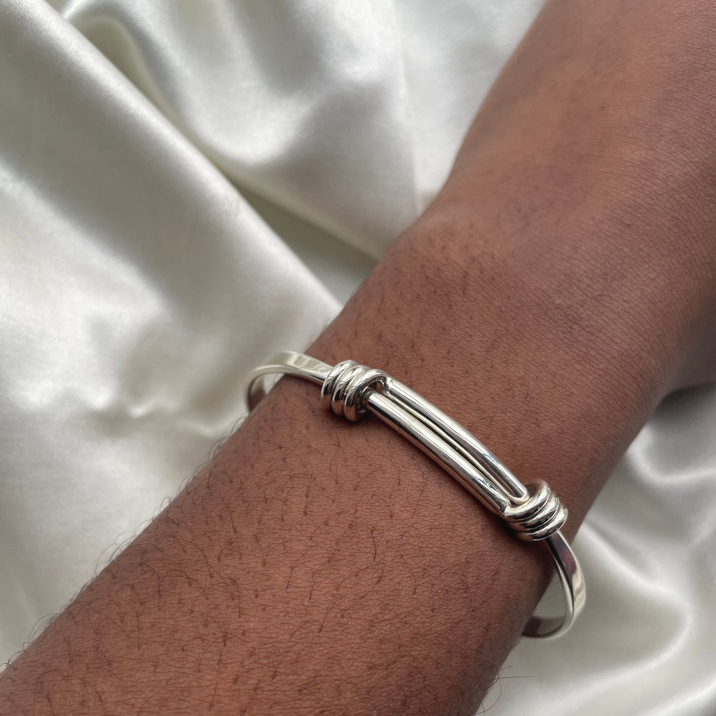 Springback Sterling Silver Bracelet Bangle- Standard Wrist