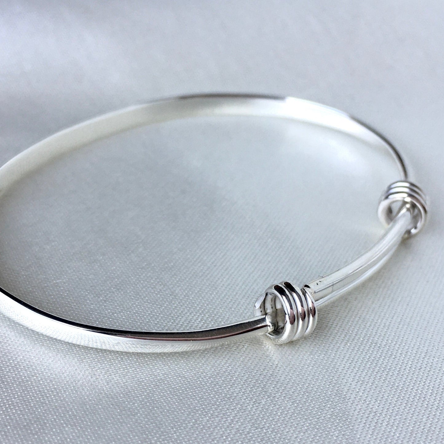 Springback Sterling Silver Bangle- Petite Wrist