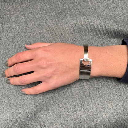 Wide Rectangle With Hole Bracelet - Mon Bijoux